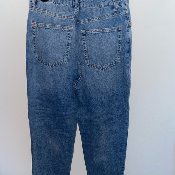 Urban outfitters High waisted mom jeans - Picture 2 of 3